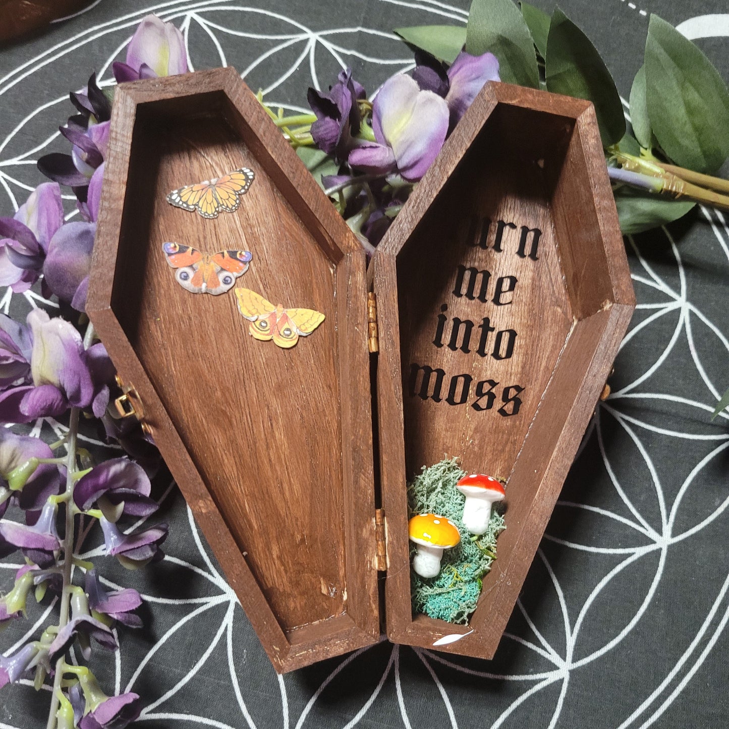 Turn Me Into Moss Coffin Diorama