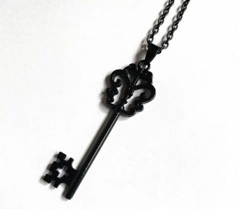 Vintage Style Key Necklace
