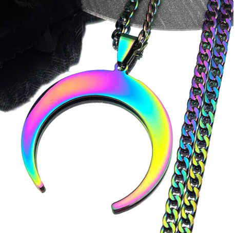 Double Horn Crescent Necklace