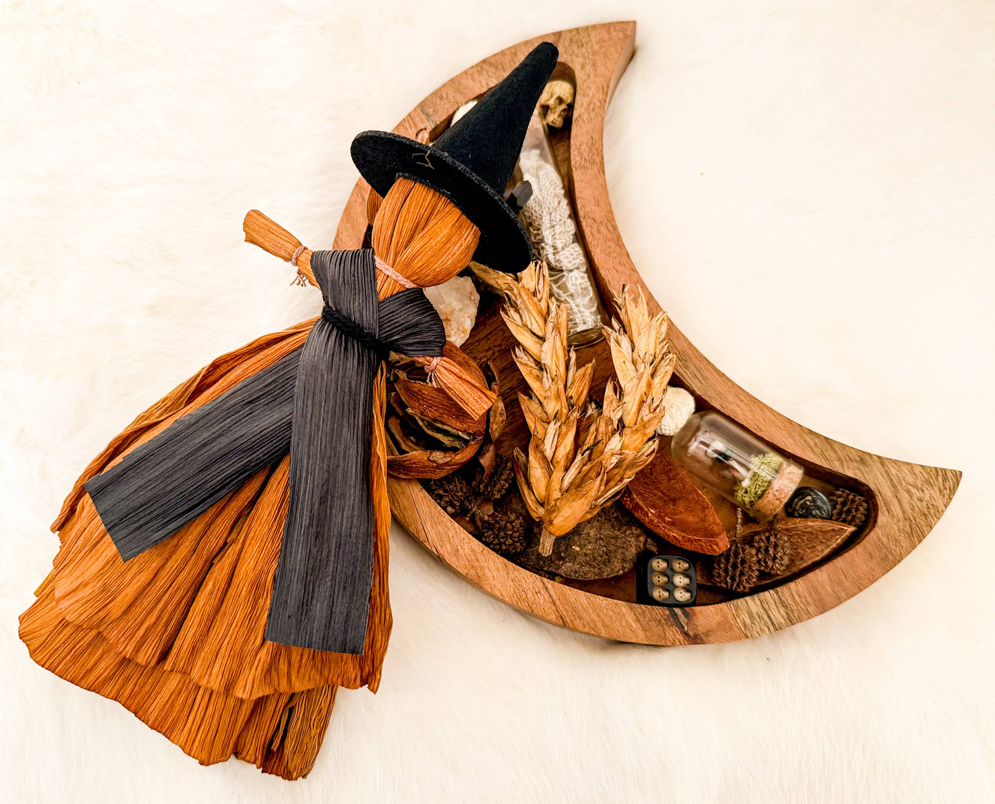 Witch Corn Husk Doll / Samhain Folk Poppet