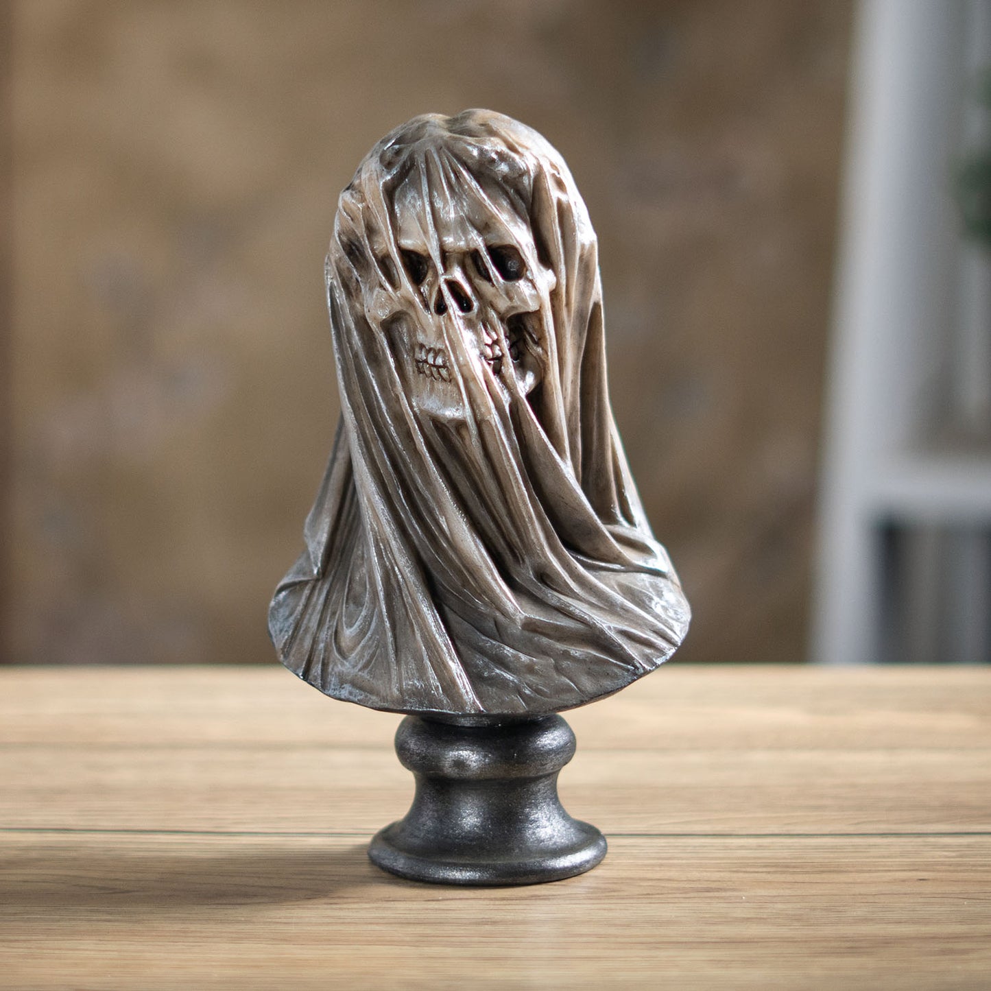 Memento Veil Bust