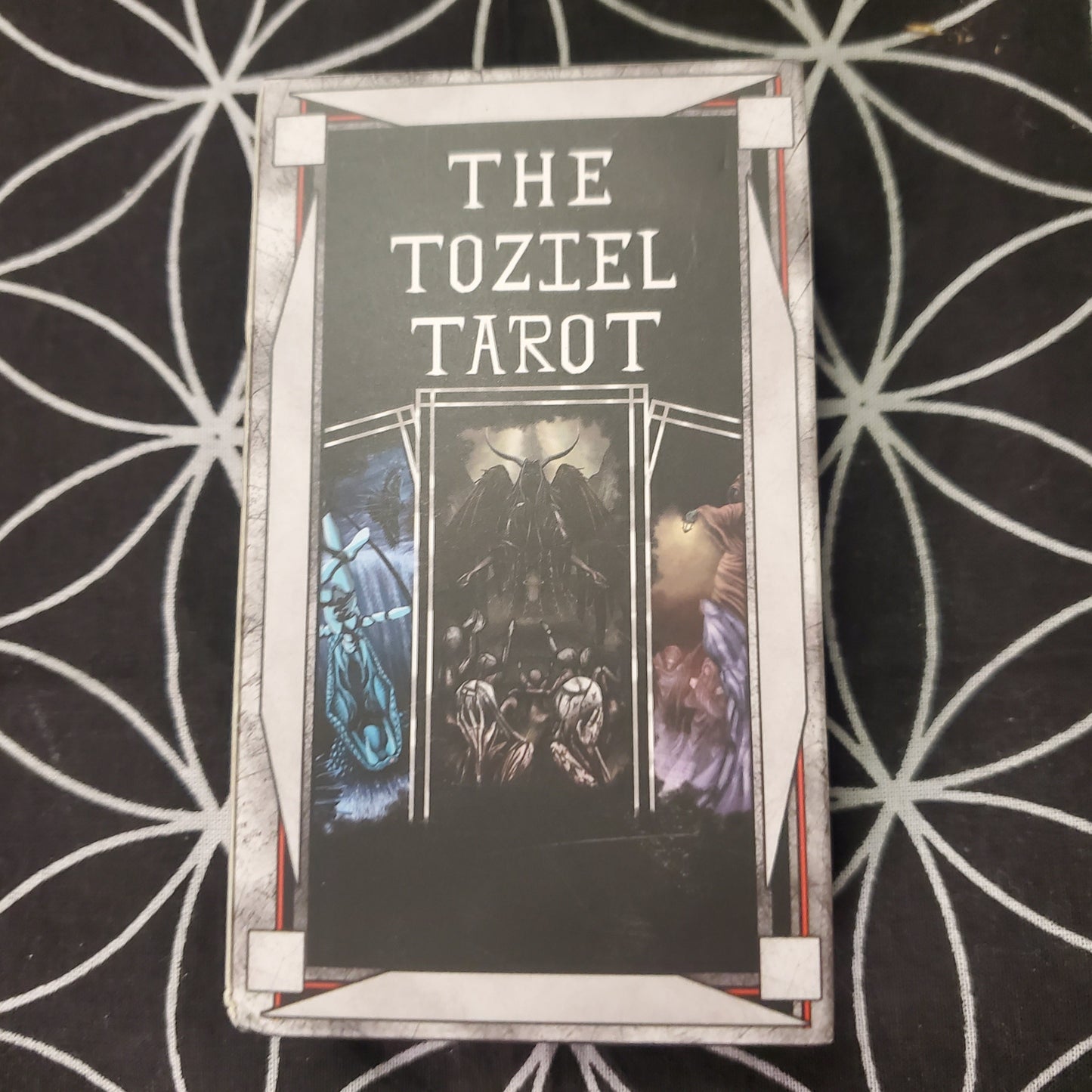 Toziel Tarot