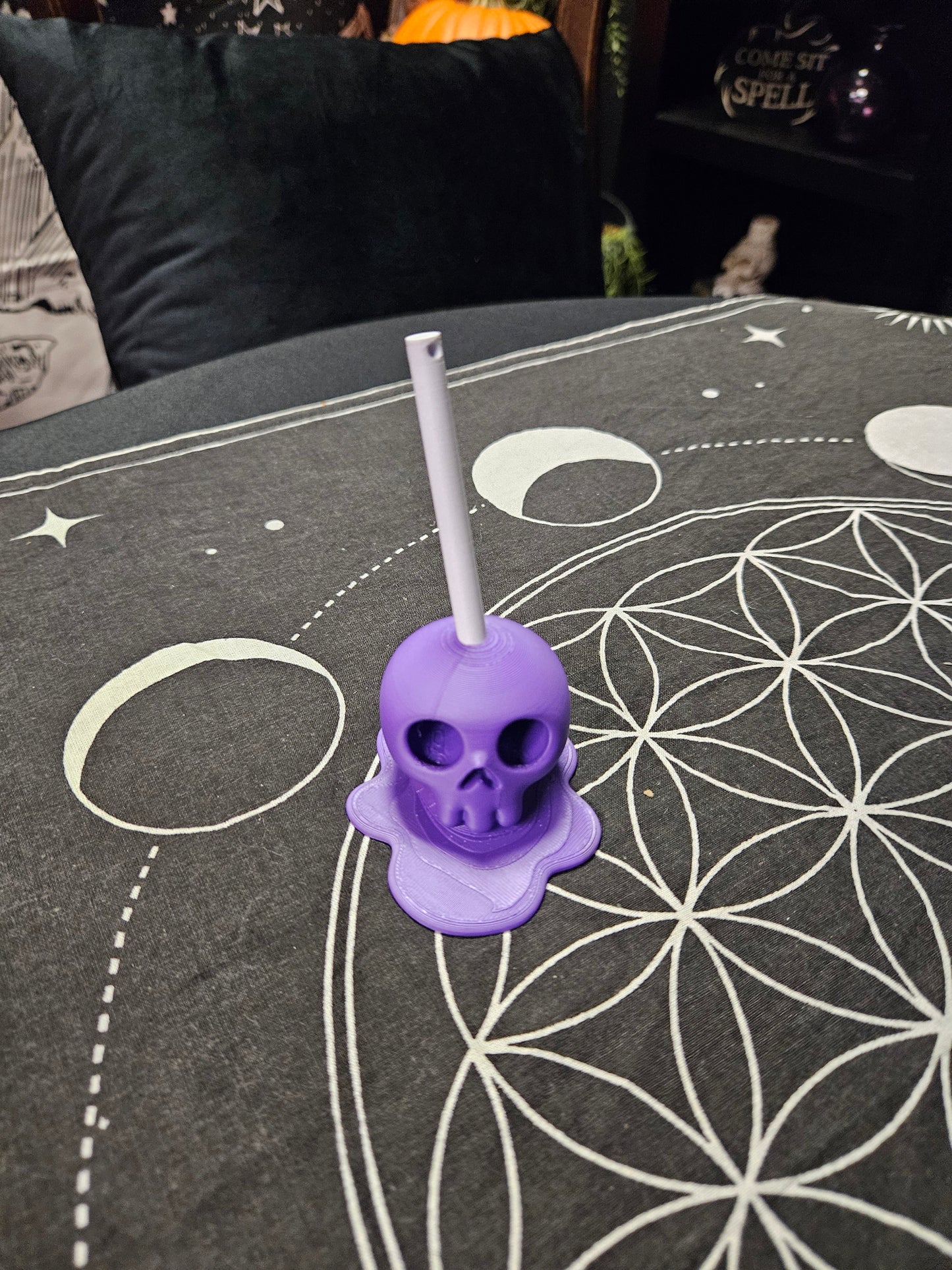 Skull Lollipop Figures