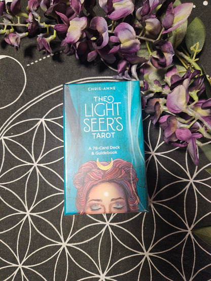 Light Seer's Tarot: A 78-Card Deck & Guidebook