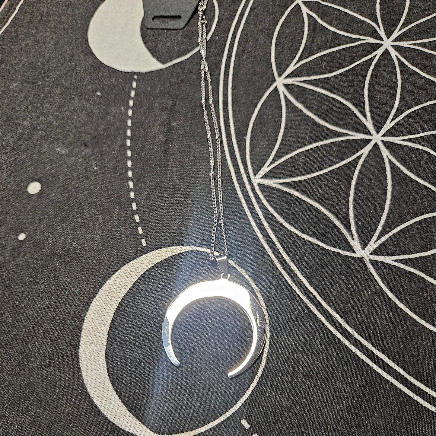 Double Horn Crescent Necklace