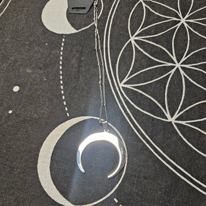 Double Horn Crescent Necklace