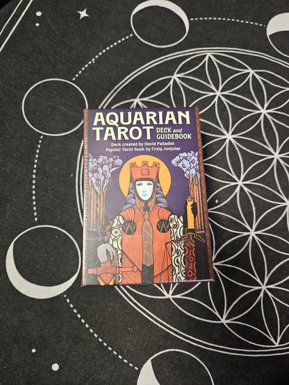 Aquarian Tarot Deck & Guidebook