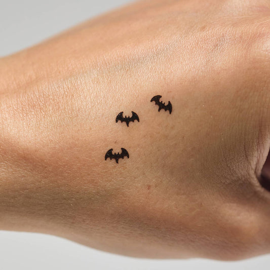 Makeup Bat Stamp and Eyeliner