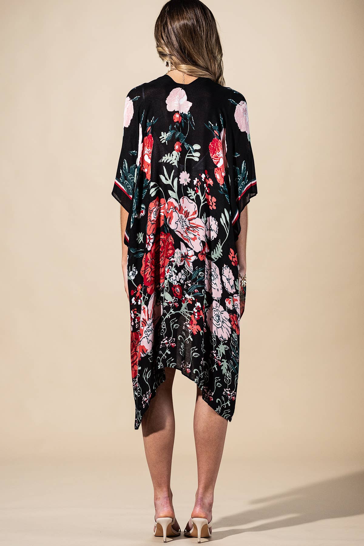 Red Flower Garden  Kimono