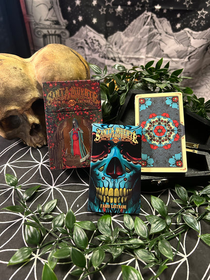 Santa Muerte Tarot Deck: Book of the Dead