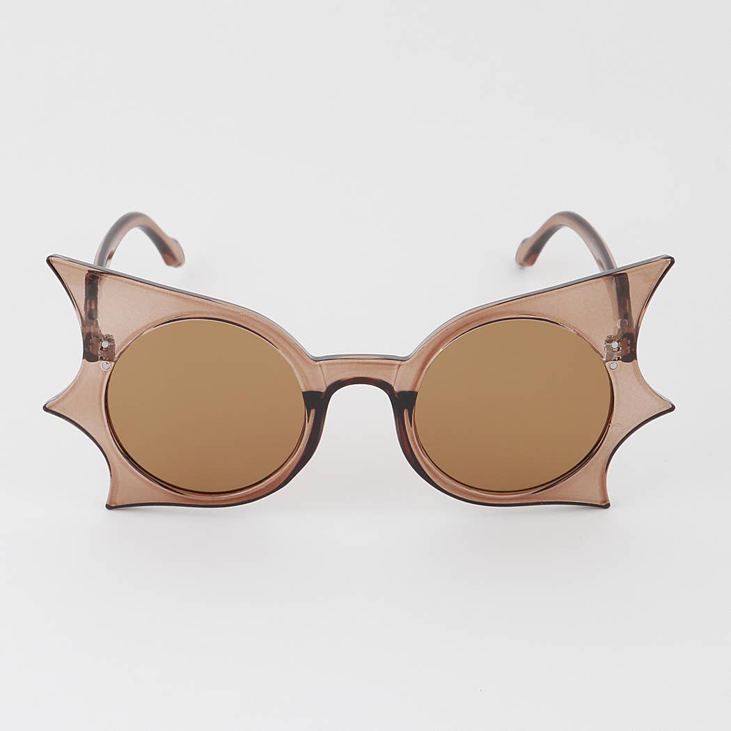 Bolted Bat Wing Round Sunglasses