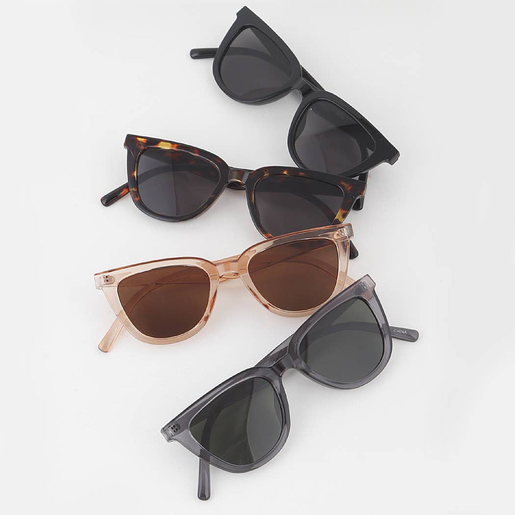 The Square Sunglasses, Light Havana – Kick Pleat